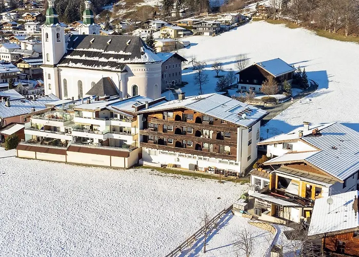 Brixen Alpin Living 11 *