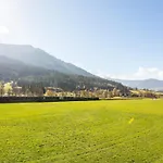 Brixen Alpin Living 11 アパート