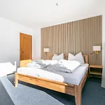 Brixen Alpin Living 11 アパート