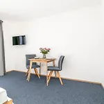 Brixen Alpin Living 11 ブリクセン イン ターレ